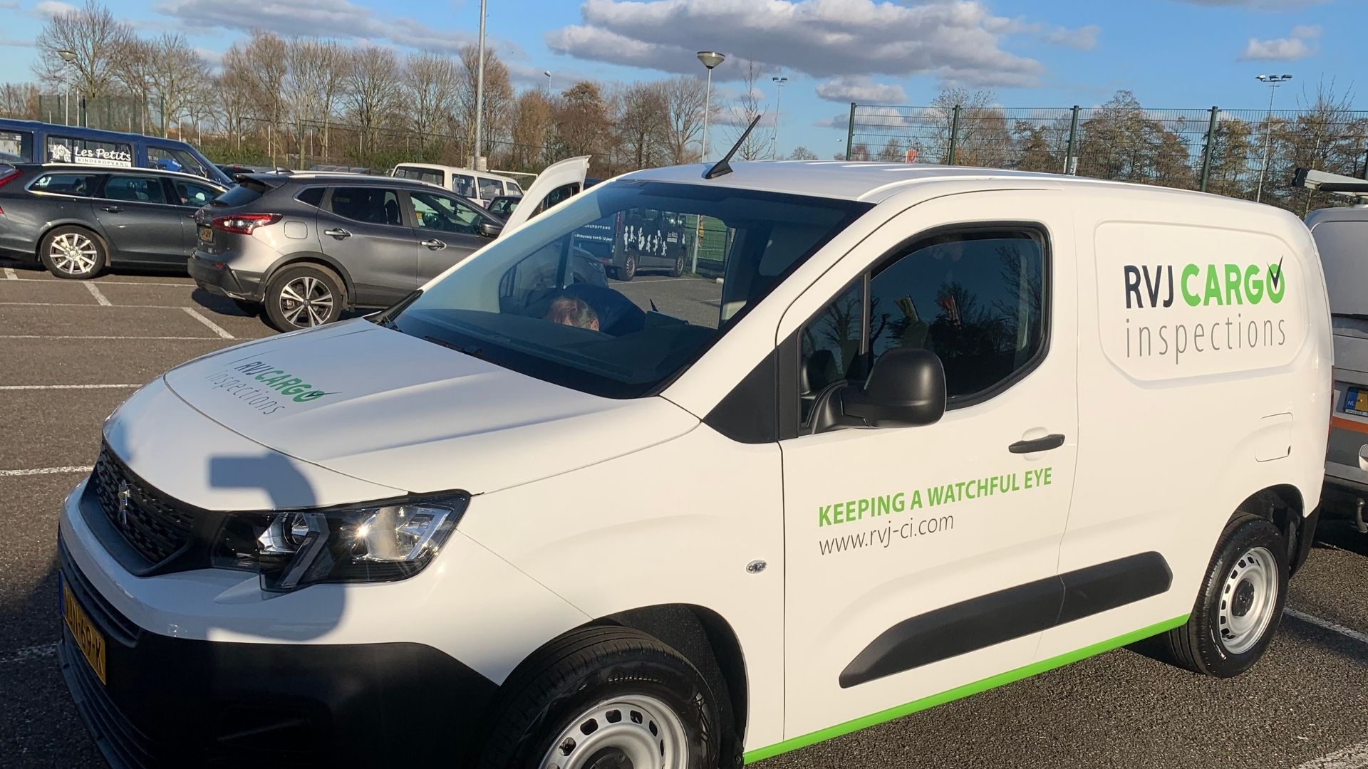 A watchful eye company van RVJ Cargo Inspections A watchful eye company van RVJ Cargo Inspections